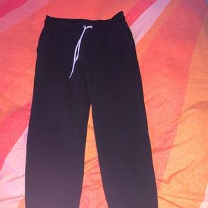 black sweatpants
